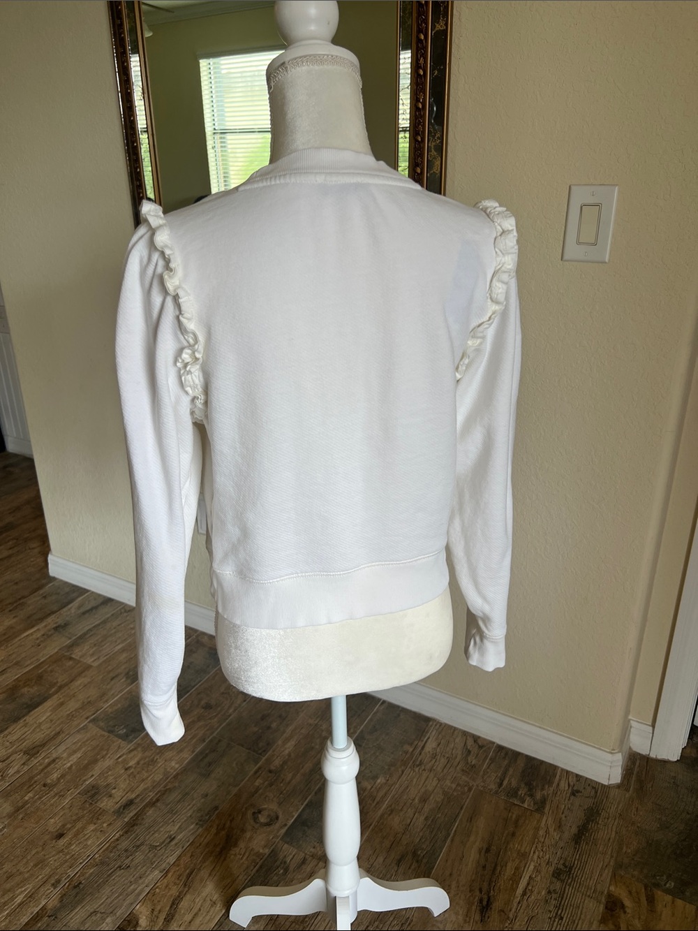 PAIGE Ruffle-Shoulder Sweatshirt - Picture 10 of 16